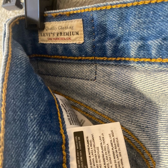 Levi’s Premium 501 Button Fly Straight Leg Jeans - Picture 11 of 12